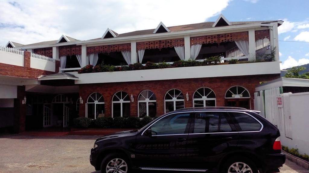 Village Hotel Ocho Rios Exterior foto