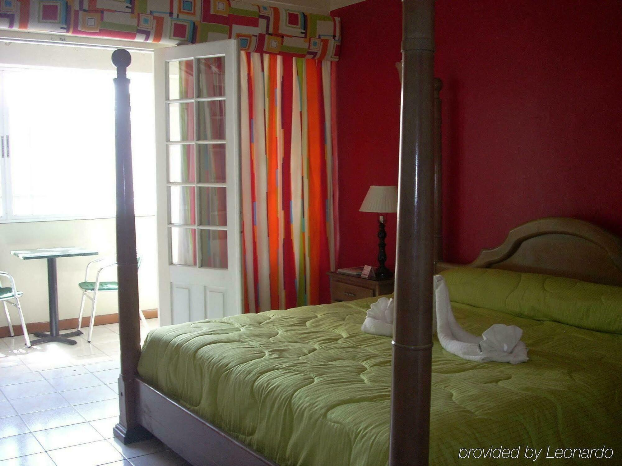 Village Hotel Ocho Rios Zimmer foto